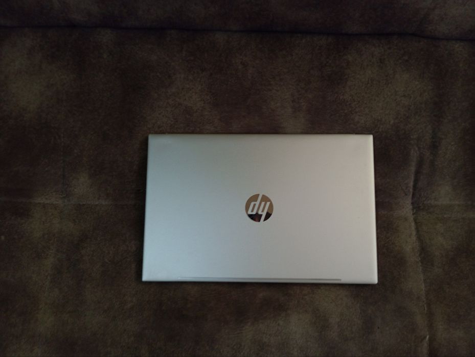 HP Pavilion 15 (Ryzen 3 5300U / 8 GB / Windows 11) идеальный