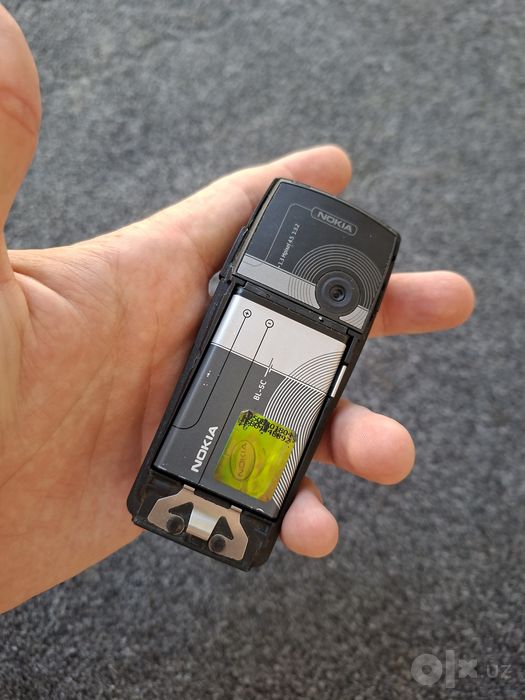 Nokia 6230i sotladi rodnoy