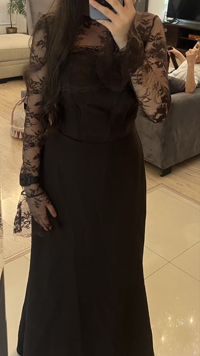 Коричневое длинное платье