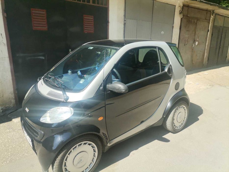 Smart автомобил АВТОМАТИК