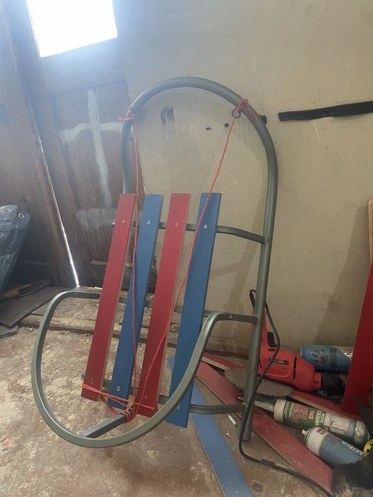 Санки новий