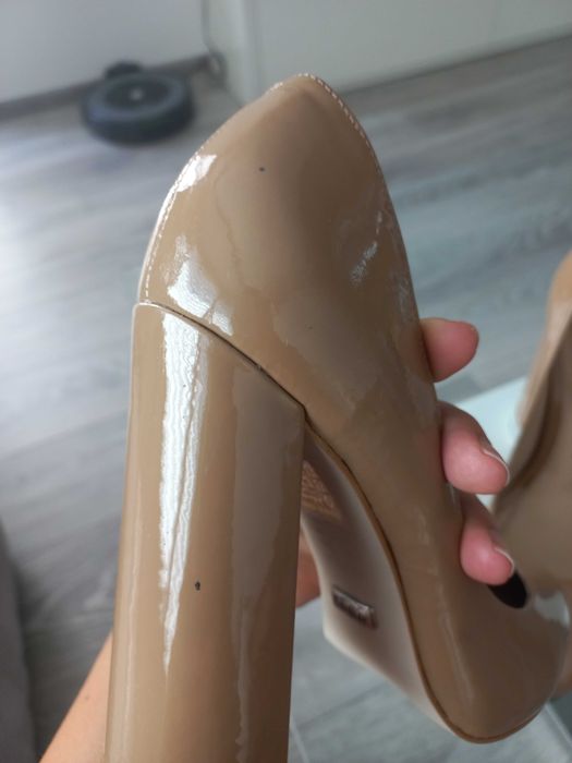 Чисто нови обувки 38 размер