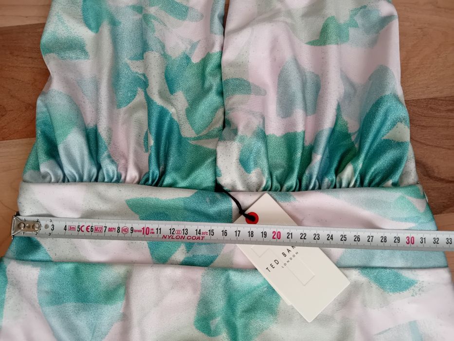 Ted Baker нов бански