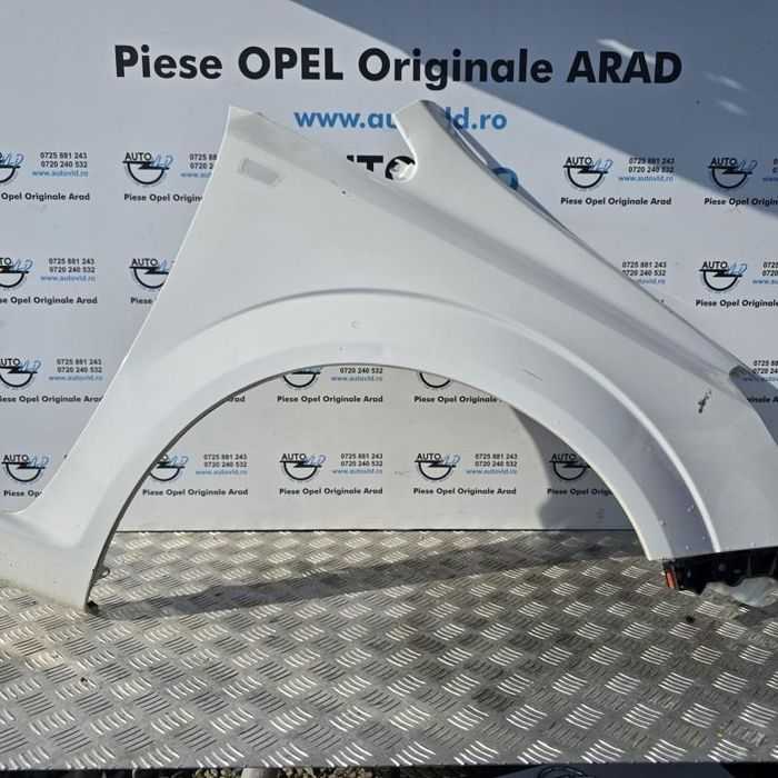 Aripa fata dreapta Opel Zafira B
