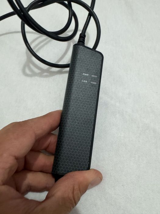 Tester industrial Kvaser Leaf Light v2