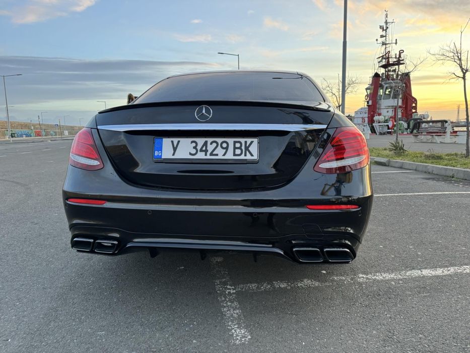 Продавам Mercedes E350 d-2018г.