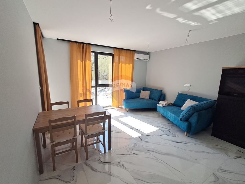 Продава се Двустаен апартамент в Варна, Възраждане 3 - 64 кв.м за 1036 €/кв.м - Снимка #4