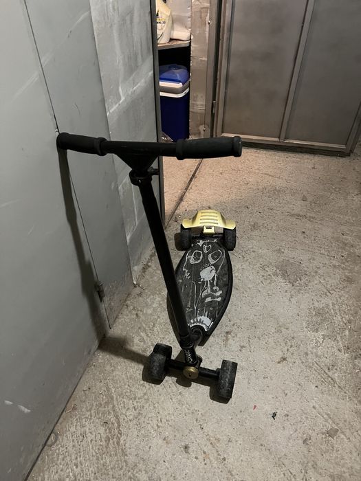 Тротинетка с четири гуми / Четириколка