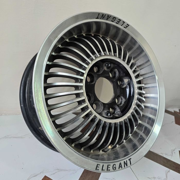 Universal saka diskalar R13 4x100, 4x114 sostoyaniyasi alo 3 dona