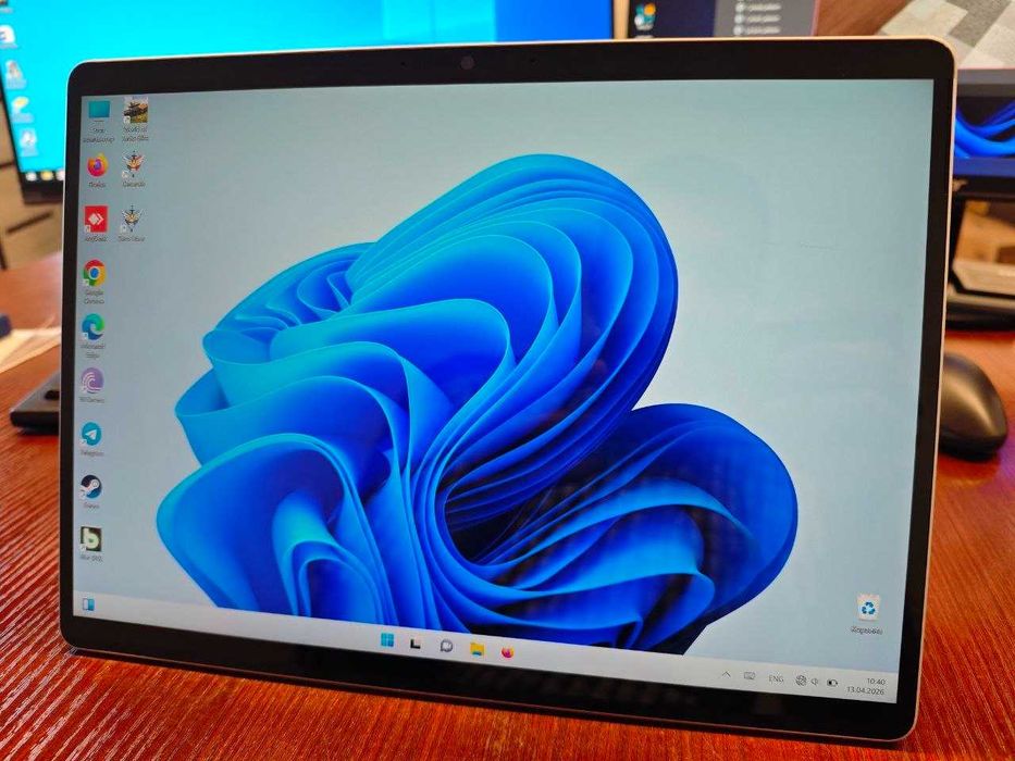 Microsoft Surface Pro 8