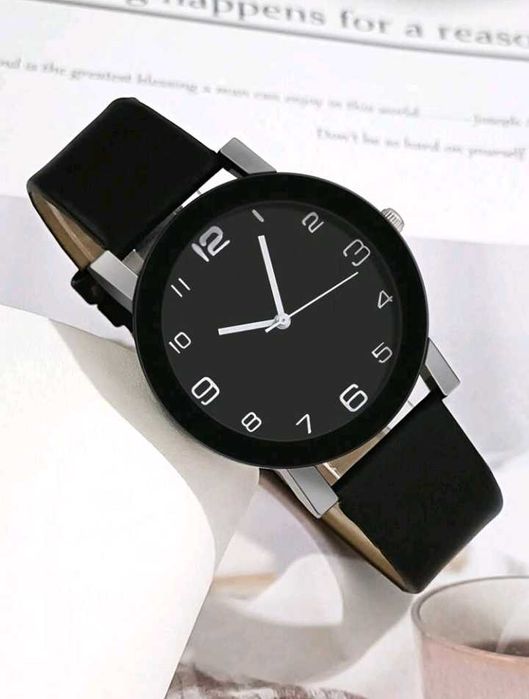 Дамски кварцов часовник в черно