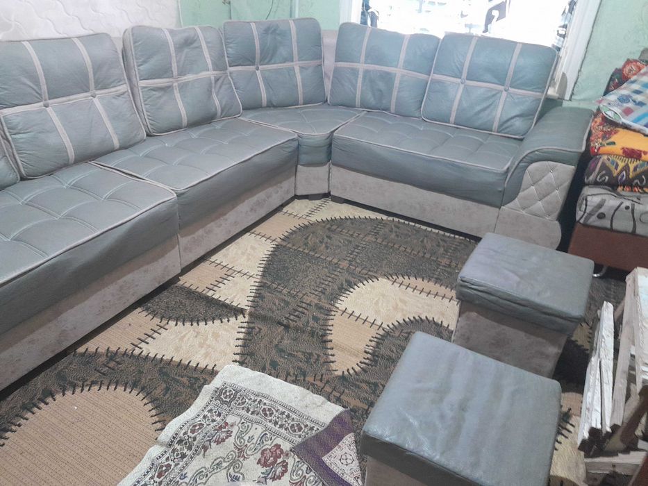 Уголок уголок уголок