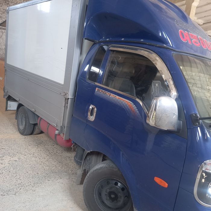 Киа бонго 3 1 тон 2013