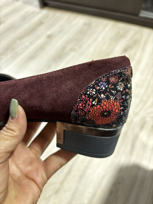 Дамски обувки от естествена кожа