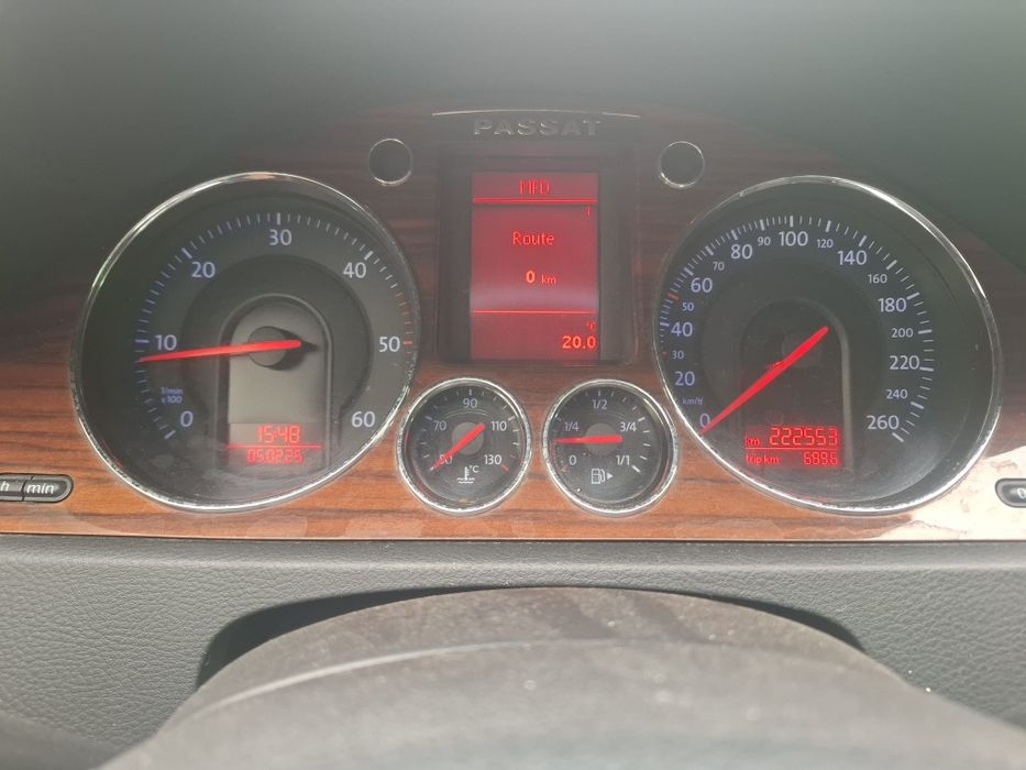 Vând Passat B6 2.0 tdi 140cp