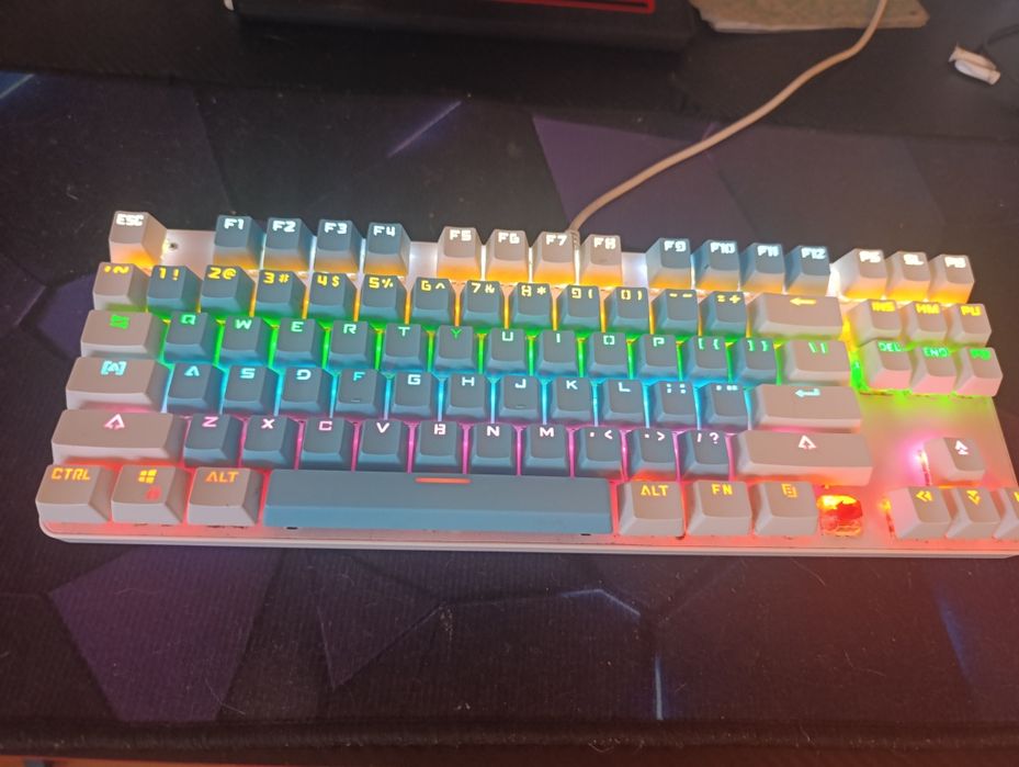 Tastatura QwertyKey K400 Brasov • OLX.ro