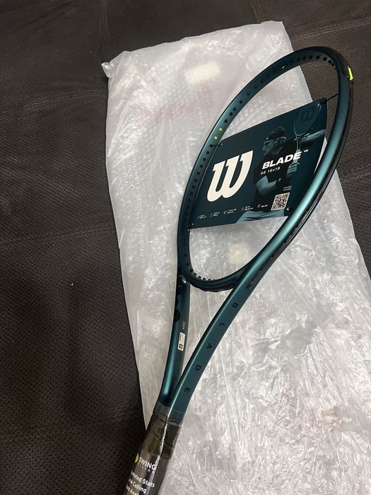 Тенис ракета Wilson Blade V9