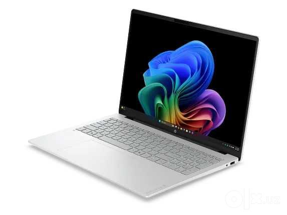 HP OmniBook 5 16-af1003ca IPS Intel Core™ Ultra 7-255U 32GB DDR5 512GB