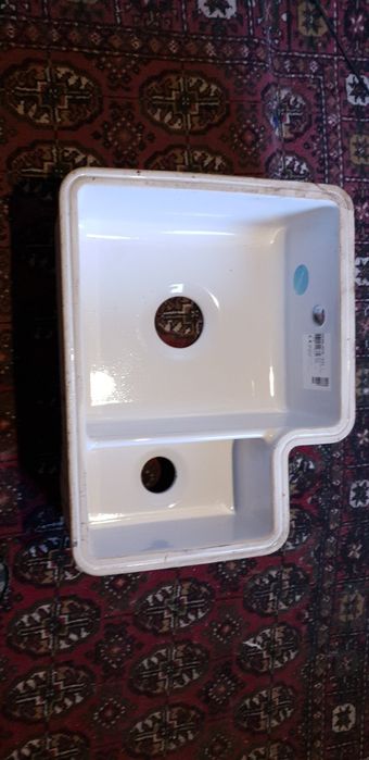 Бяла керамична мифка с 2 отделения