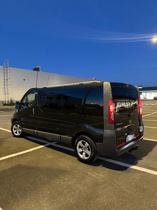 Nissan Primastar (Vivaro/Trafic) 2.0DCI 8+1 2012