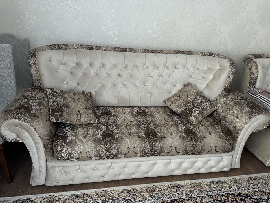 Продаю диван + диван кресло.