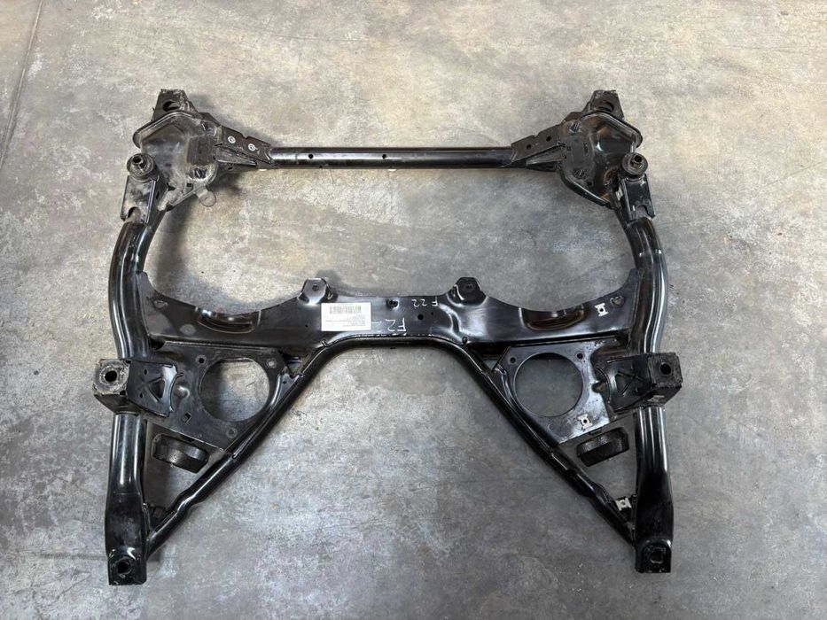 Преден мост БМВ Ф20 Ф21 Ф22 Ф23 Ф30 Ф31 Ф34 на задно