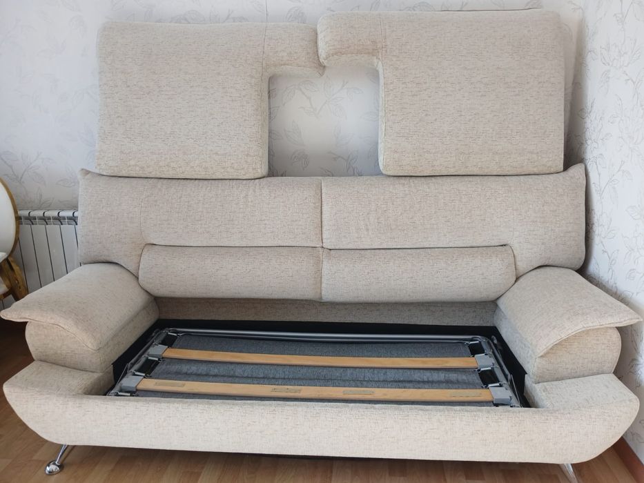 Срочна продам  диван 3+2+1