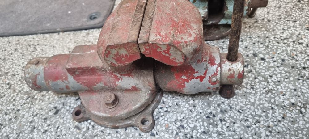 Българско шлосерско менгеме