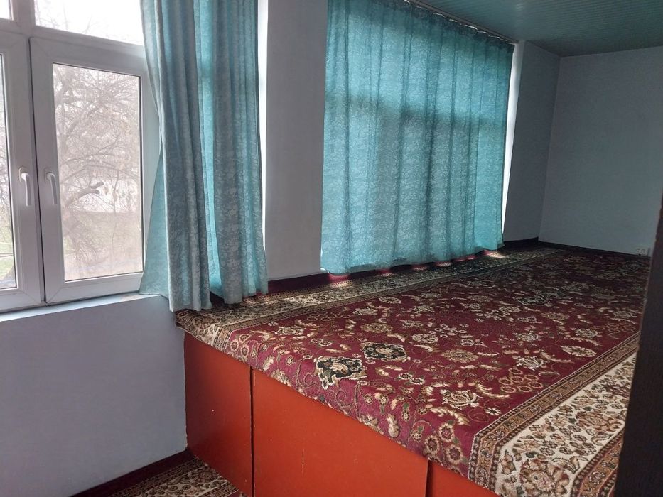 Kvartira ijaraga beriladi, faqat zaksli oilaga