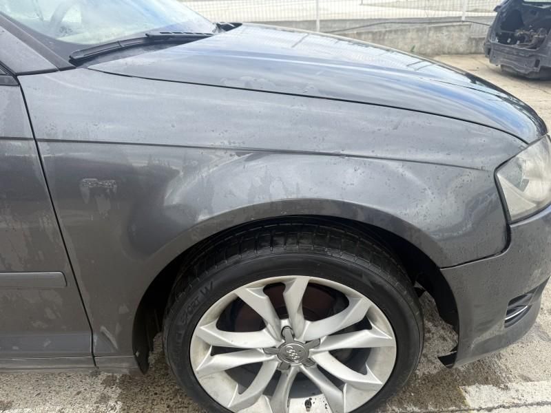 Aripa fata dreapta Audi A3 8P1 Hatchback culoare dolphin gray metallic
