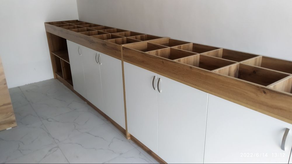 Мебель для магазина