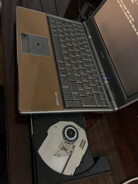 продается старый ноутбук Asus s6