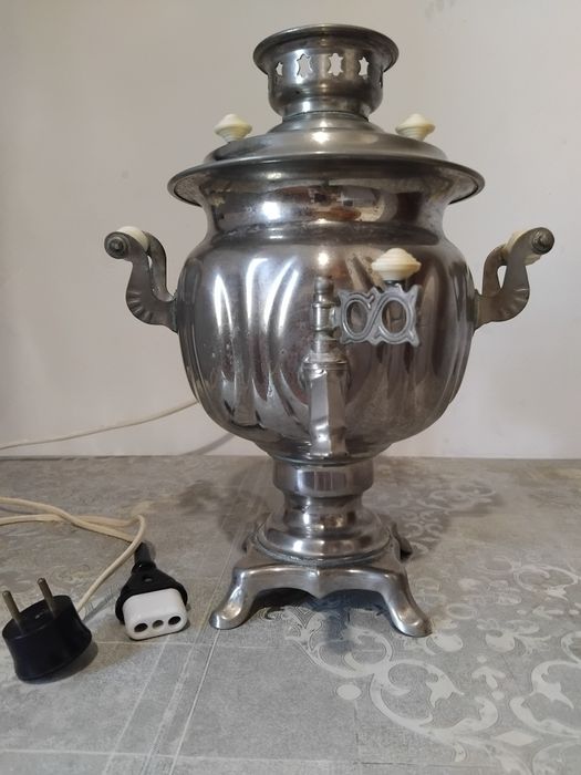 Продаётся электросамовар