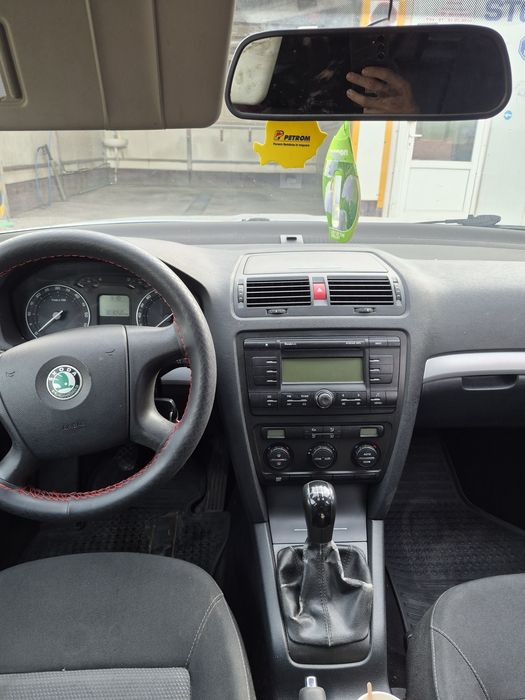 SKODA Octavia 2009 — imagine 5