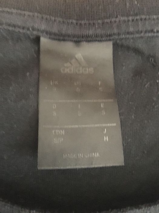 Оргинална фанелка Adidas и Ювентус, Размер М, Нова, Рядка