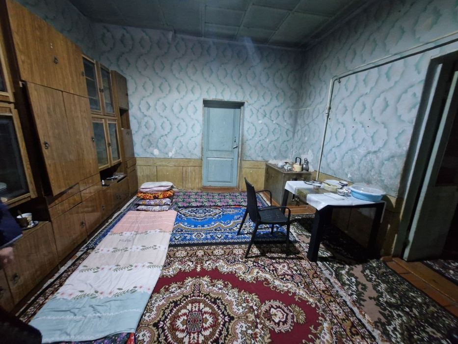 Termiz shahrida uy sotiladi Vagzal parlament taraf