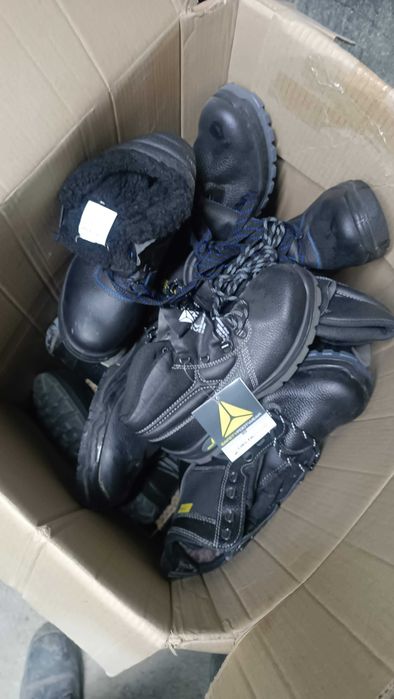 Спецодежда, спецобувь, дождевики