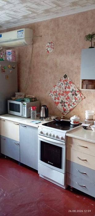 Продам 2-ух комн.кв,6 мкр
