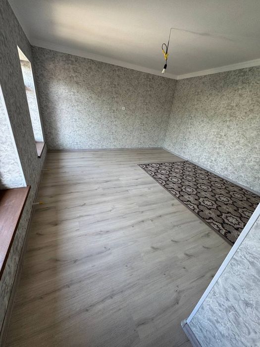Uchastka sotiladi 178000