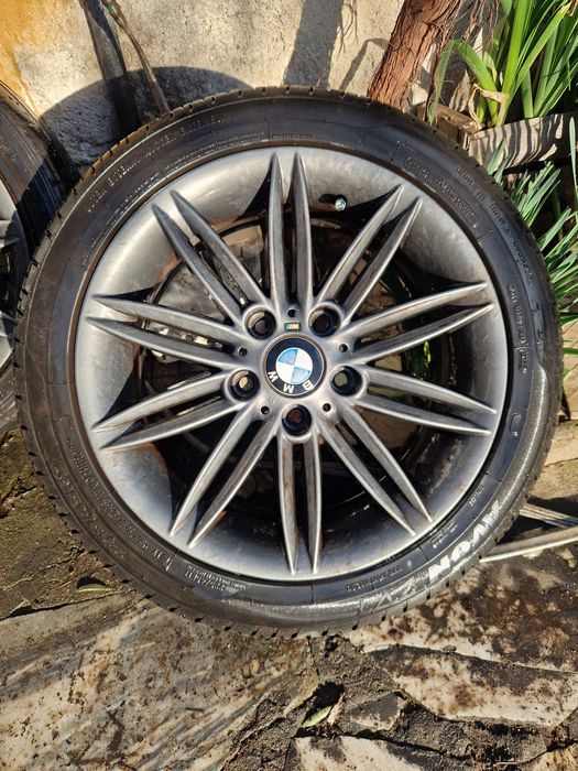Продавам Джанти с гуми за BMW  17
