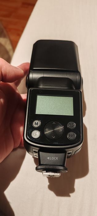 Blitz neewer aparat foto