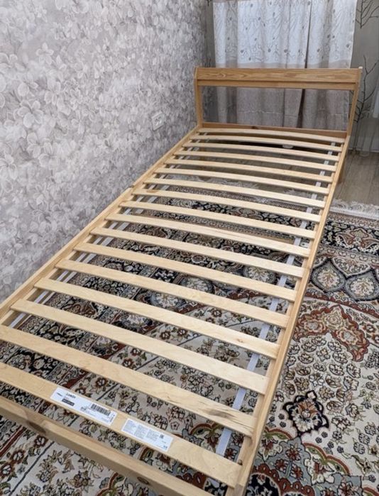 Продам кровать ikea