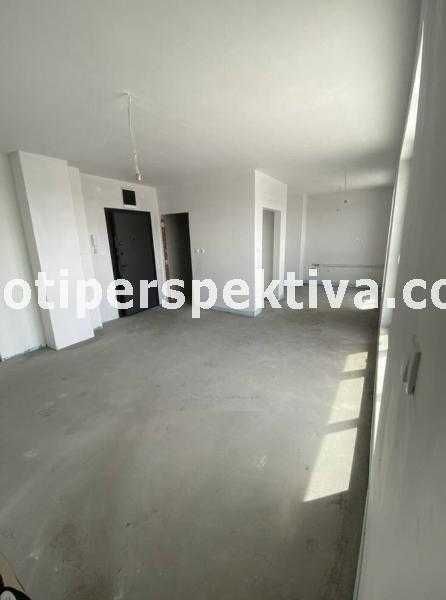 Продава се Двустаен апартамент в Пловдив, Беломорски - 100 кв.м за 1070 €/кв.м - Снимка #4