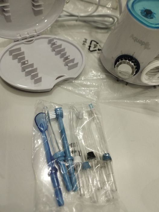 Зъбен душ Aquapik Pro