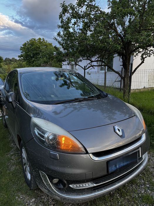 RENAULT Grand Scenic 2013 — imagine 2