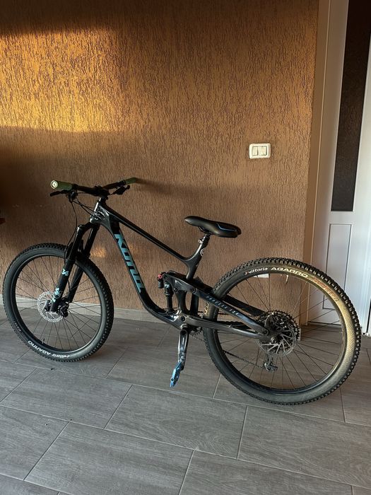 Vând Bicicleta Full Suspension Kona Process 134 CR 2020