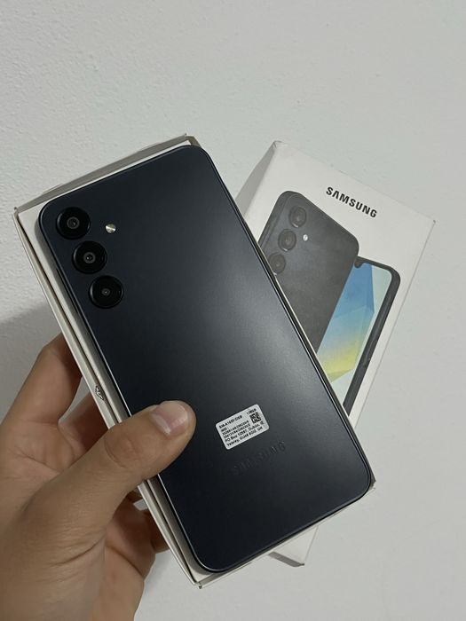 Samsung A16 5G.