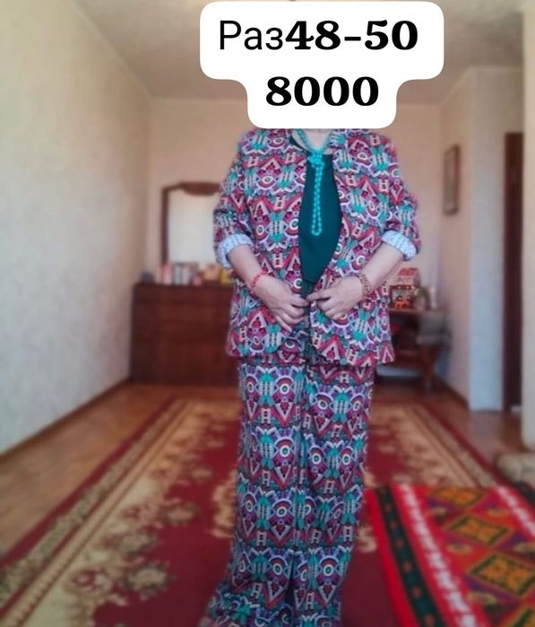 Женские одежды в отличном состоянии.