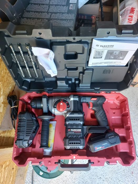 Aparat sudura parkside cu fir rotopercutor