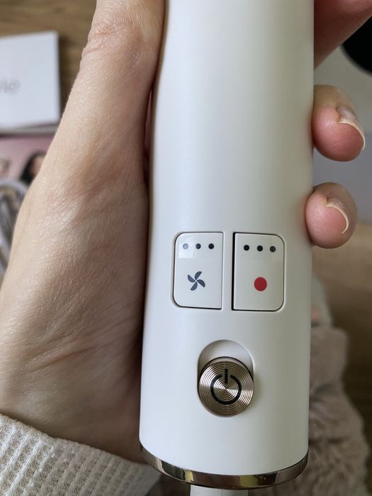 Сешоар Shark SpeedStyle HD334EU сешоар с приставки